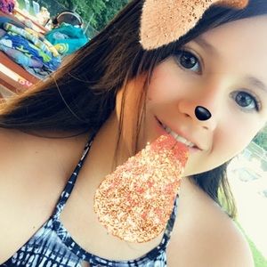 Meet your Posher, Lily